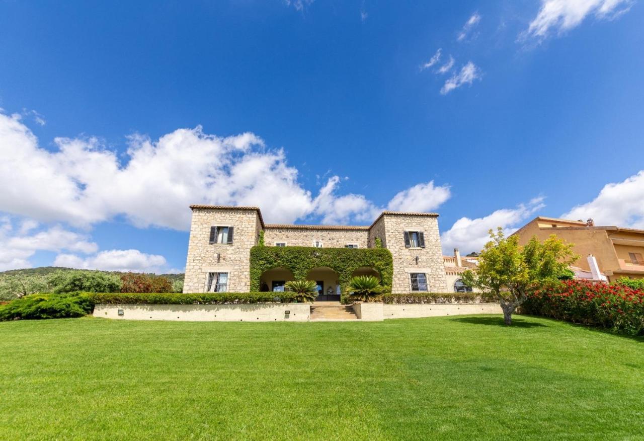 Borgo Antico XIX Sec. Bed & Breakfast Gesturi Exterior photo